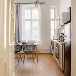 Appartamento 3-room Treptower Park Berlino