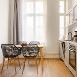 3-room Treptower Park Berlino