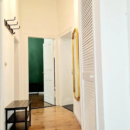 3-room Treptower Park * Berlin