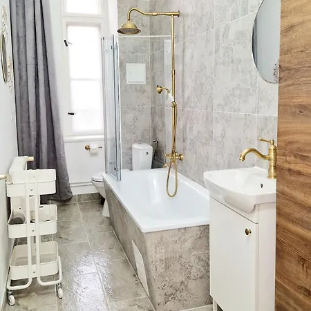 Apartment 3-room Treptower Park