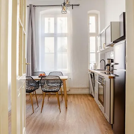 Apartment 3-room Treptower Park Berlin