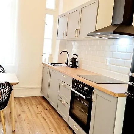 3-room Treptower Park Apartment *