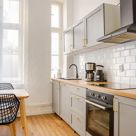 Apartment 3-room Treptower Park