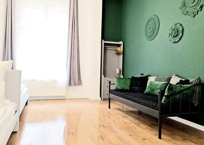 3-room Treptower Park برلين