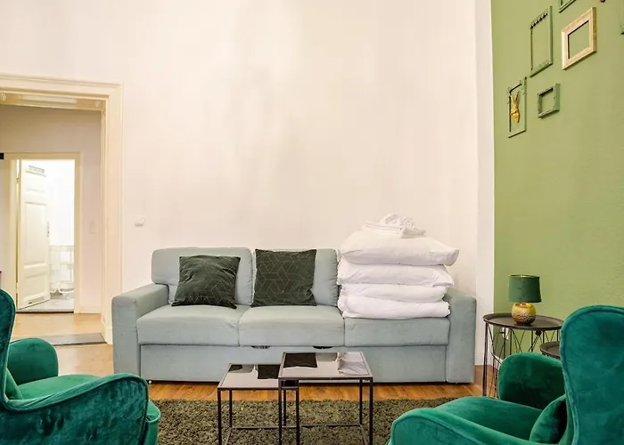 Апартаменты 3-room Treptower Park