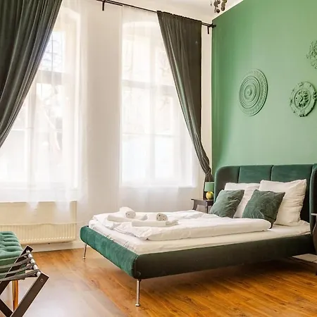 アパート 3-room Treptower Park *